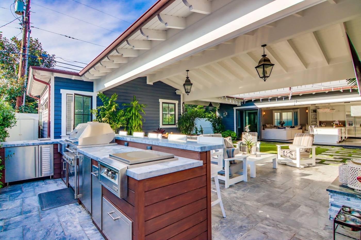 Built in outdoor kitchen and bar seating